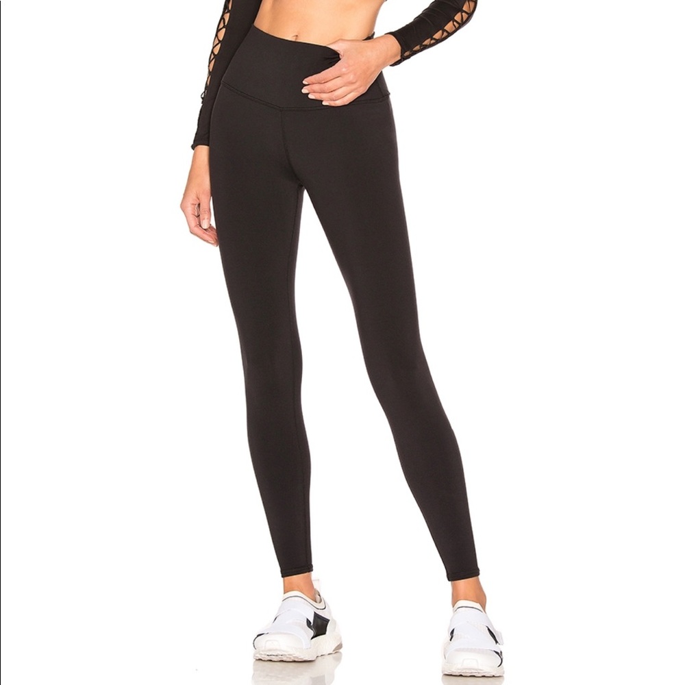 Alo Yoga 7/8 High Waist Airbrush Legging Size S